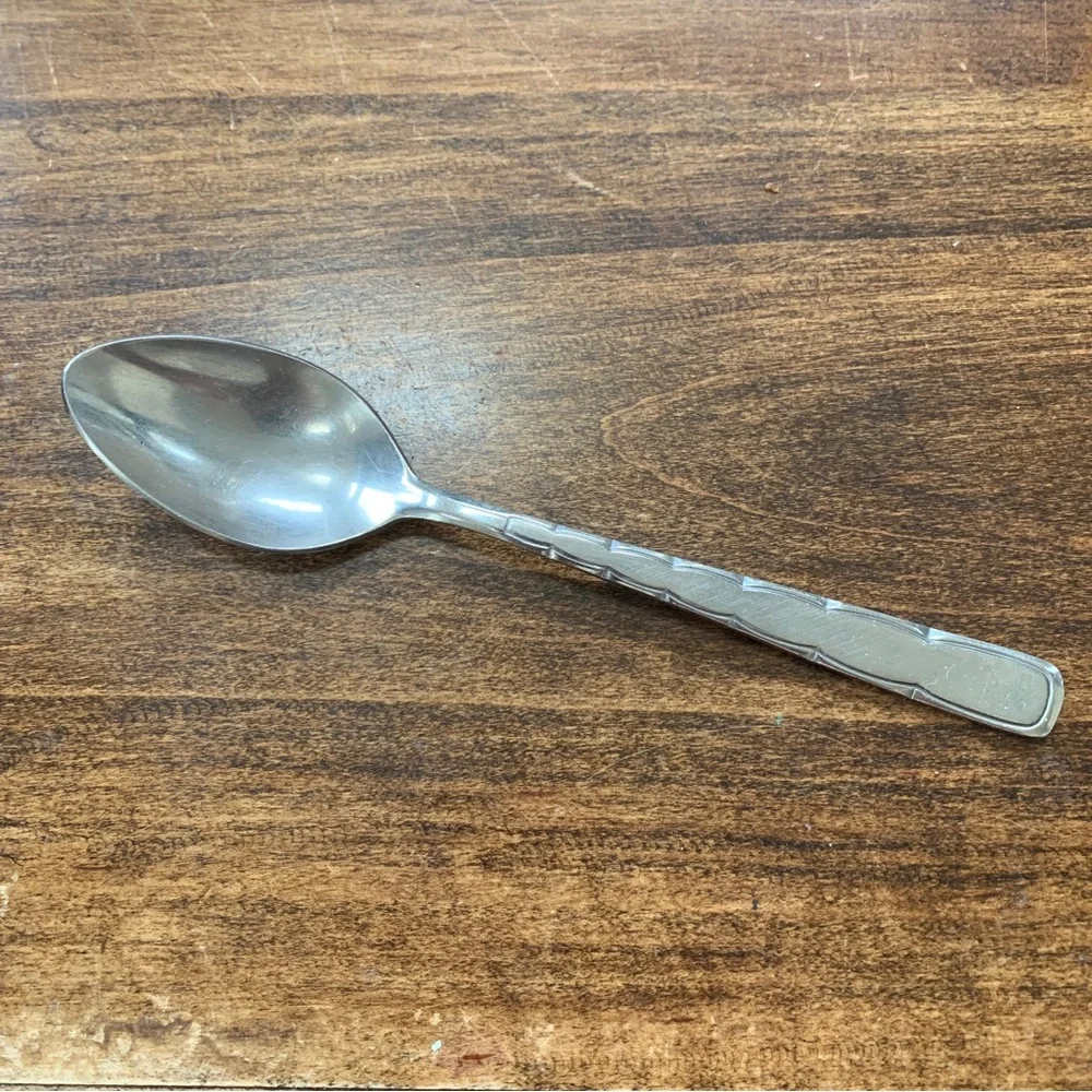 4/$15 one stainless steel tablespoon soup spoon